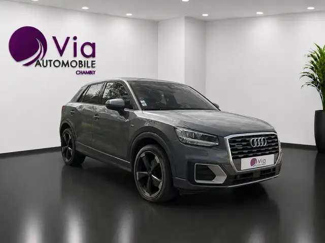 Audi Q2 view 3