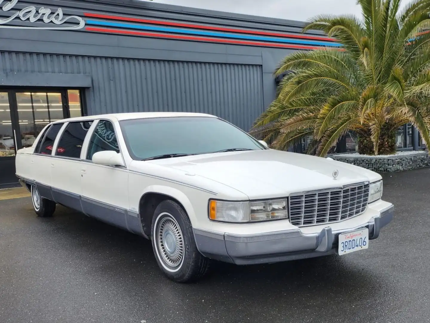 Cadillac Fleetwood limousine Weiß - 1