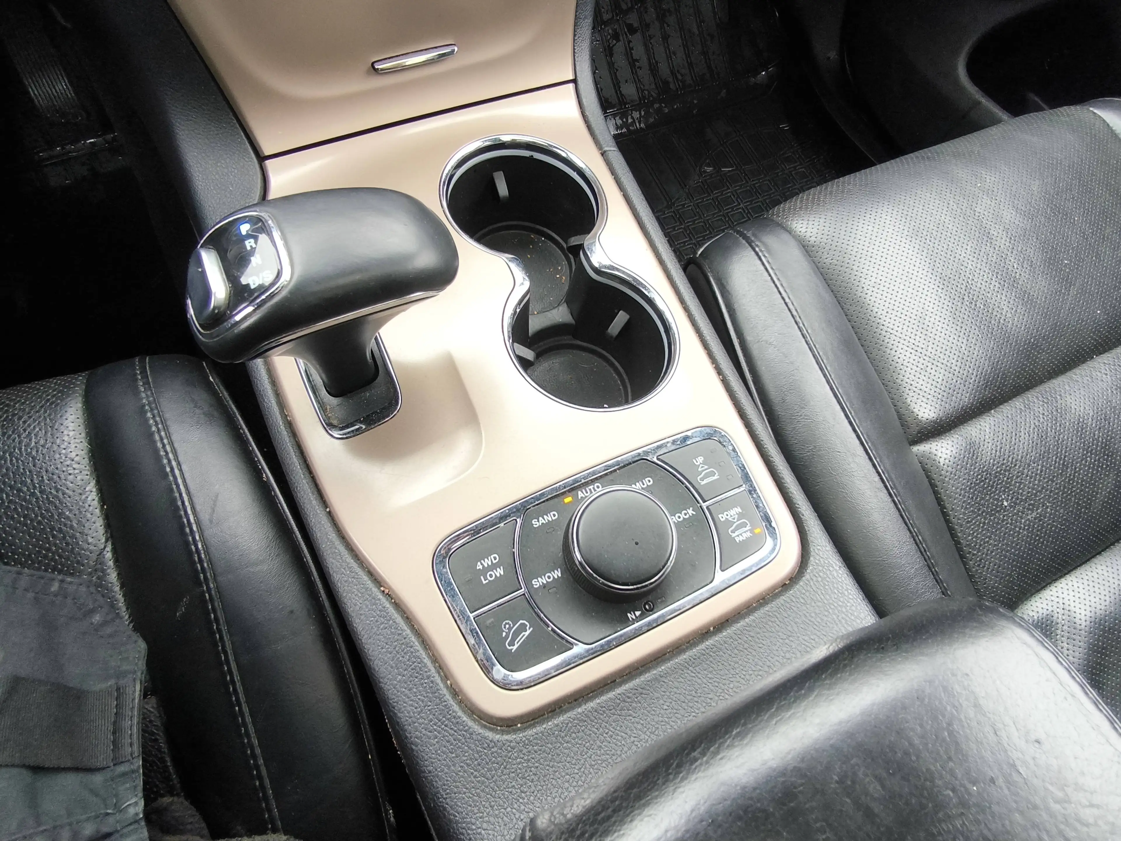 Jeep Grand Cherokee 3.0 CRD Laredo/ Summit/TÜV NEU/GARANTIE — photo 22