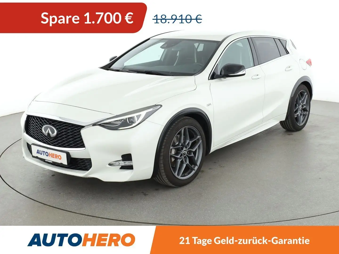 Infiniti Q30 2.0 Turbo Sport AWD Aut.*NAVI*PDC*SHZ*ALU* Weiß - 1