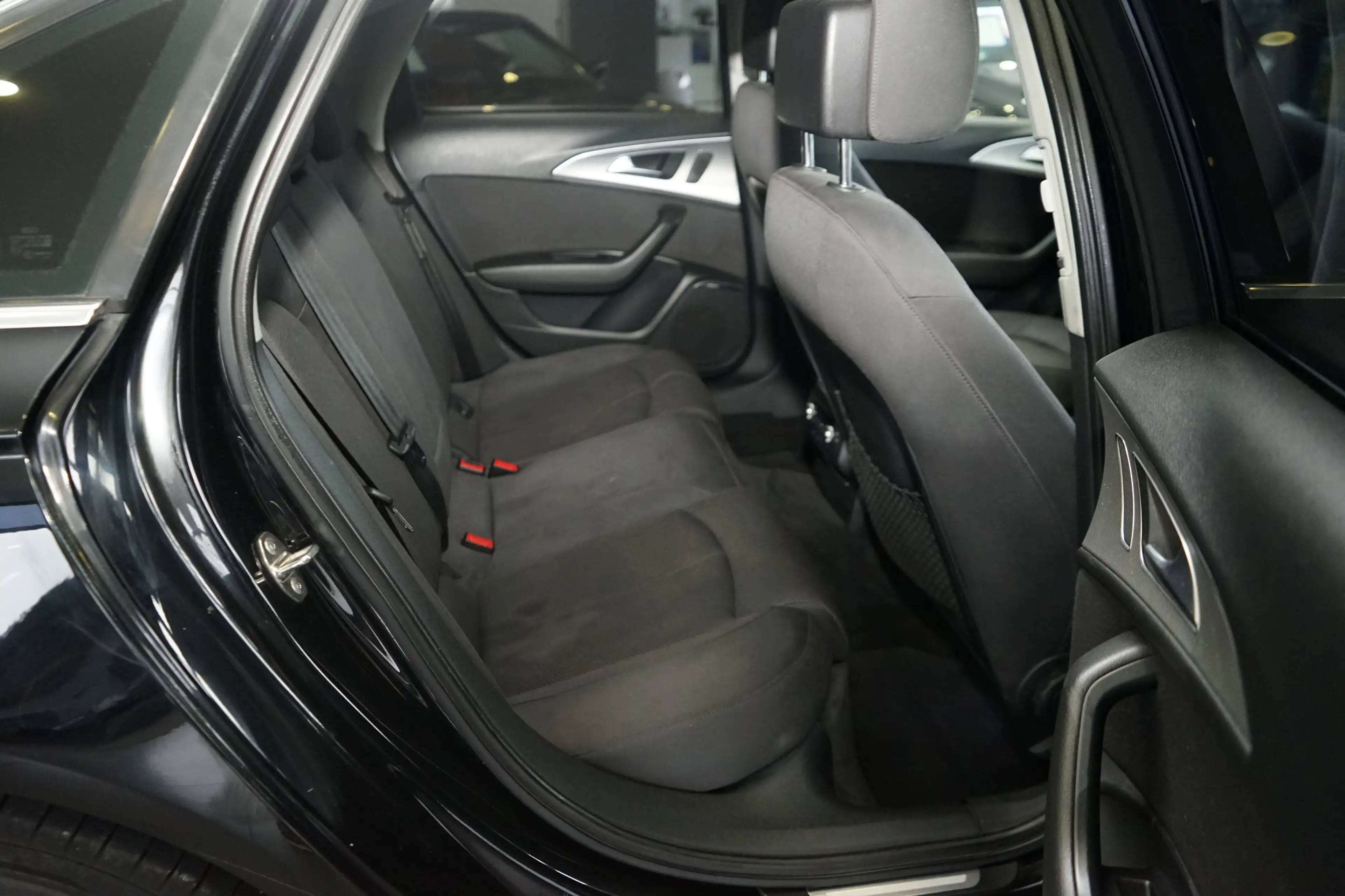 Audi A6 3.0 TDI quattro+NAVI+KAMERA+SUND SYS+PDC — photo 14