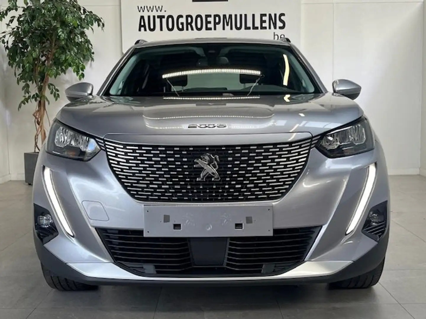 Peugeot e-2008 e 2008 Allure Garantie batterij tot en met 13.07. Grijs - 2