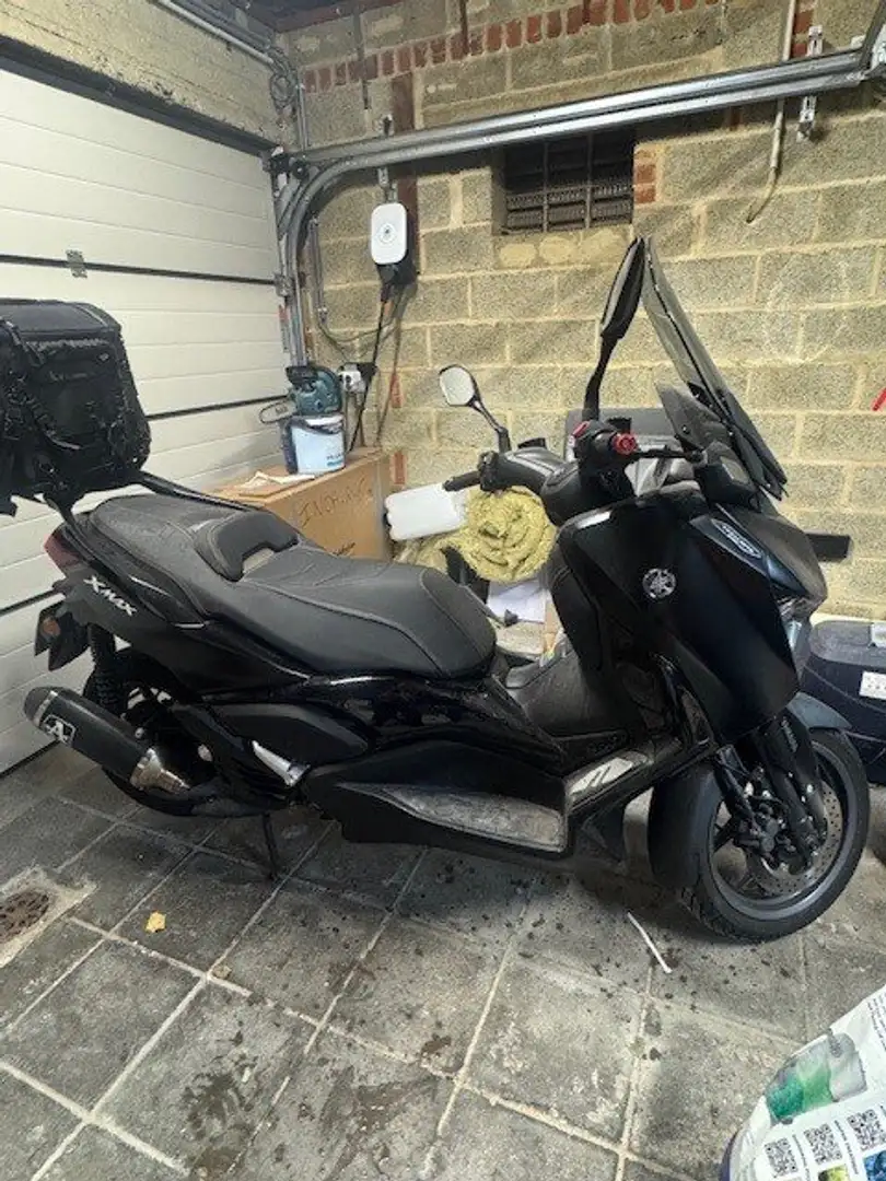 Yamaha X-Max 125 Tech Black Black - 2