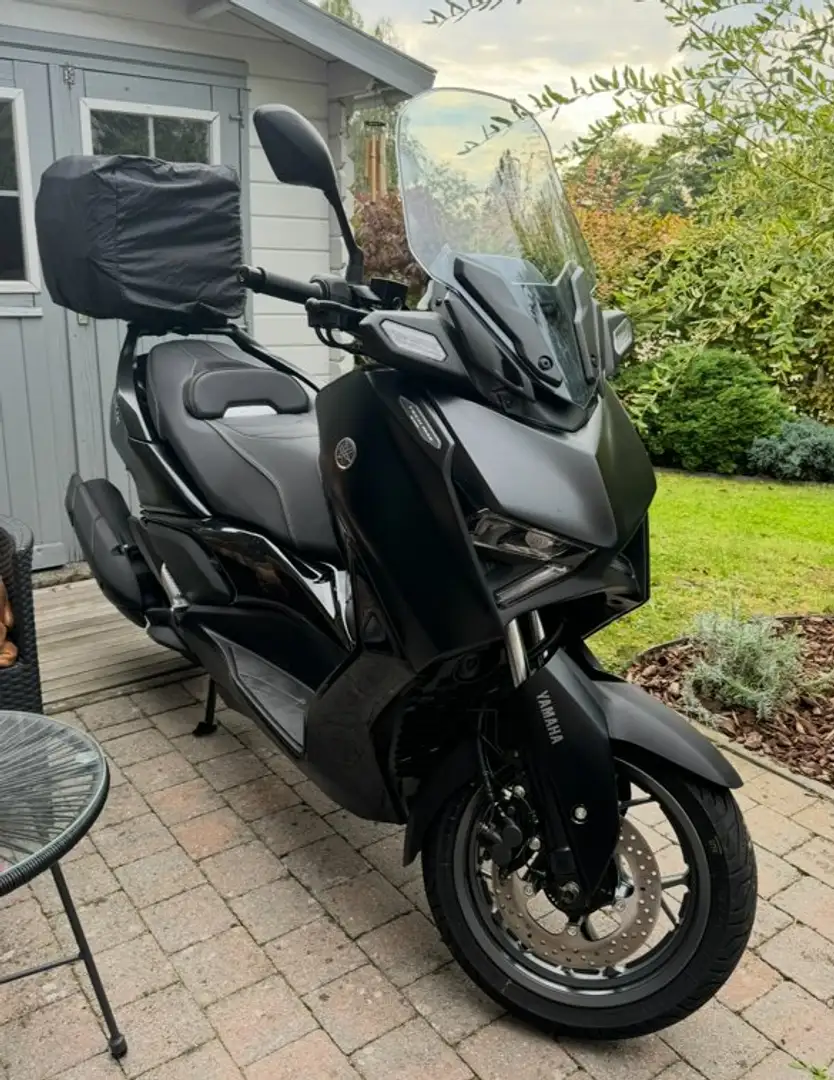 Yamaha X-Max 125 Tech Black Zwart - 1