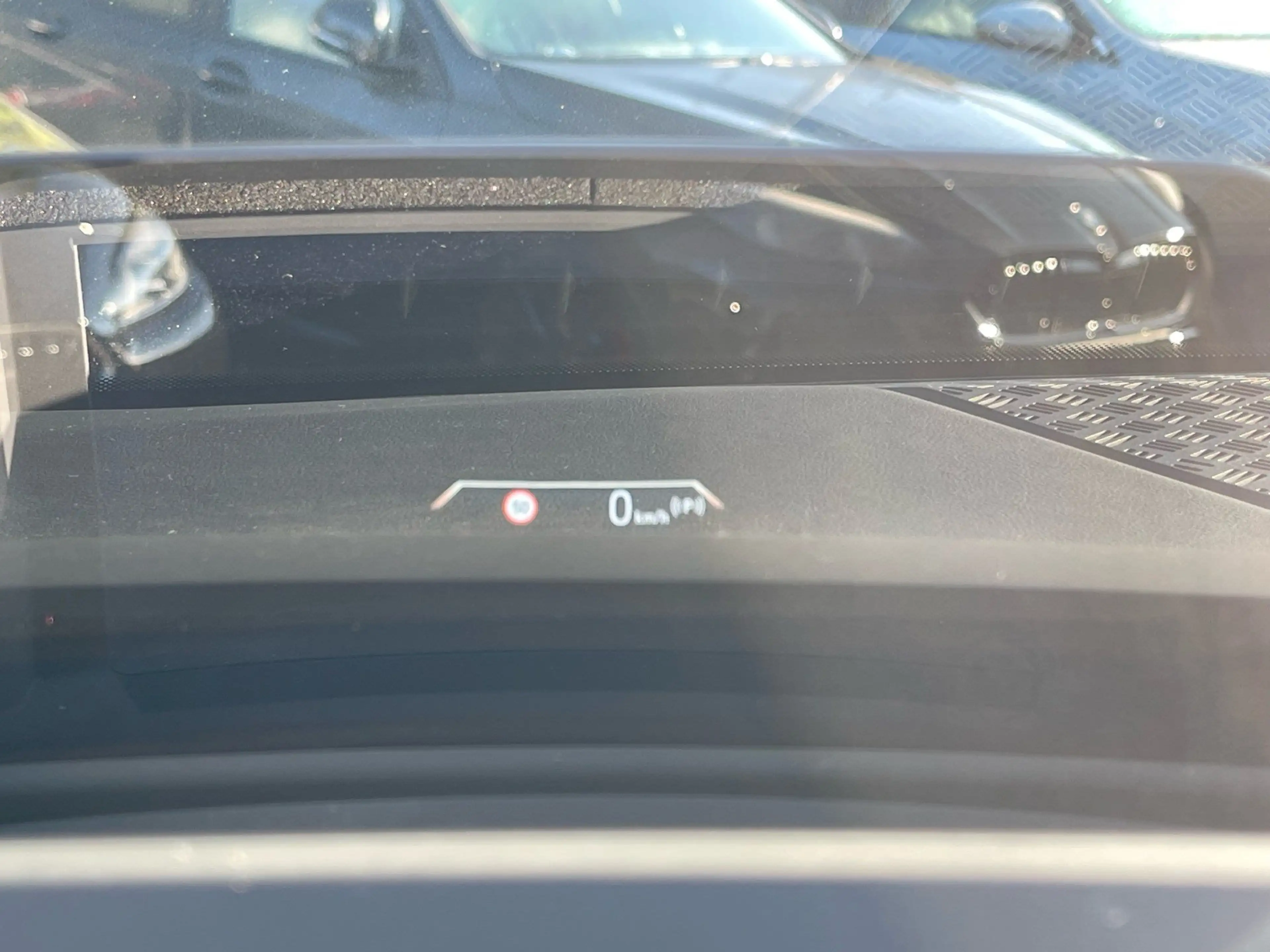 BMW 220 i Active Tourer || AHK adapt.LED Head-Up — photo 15