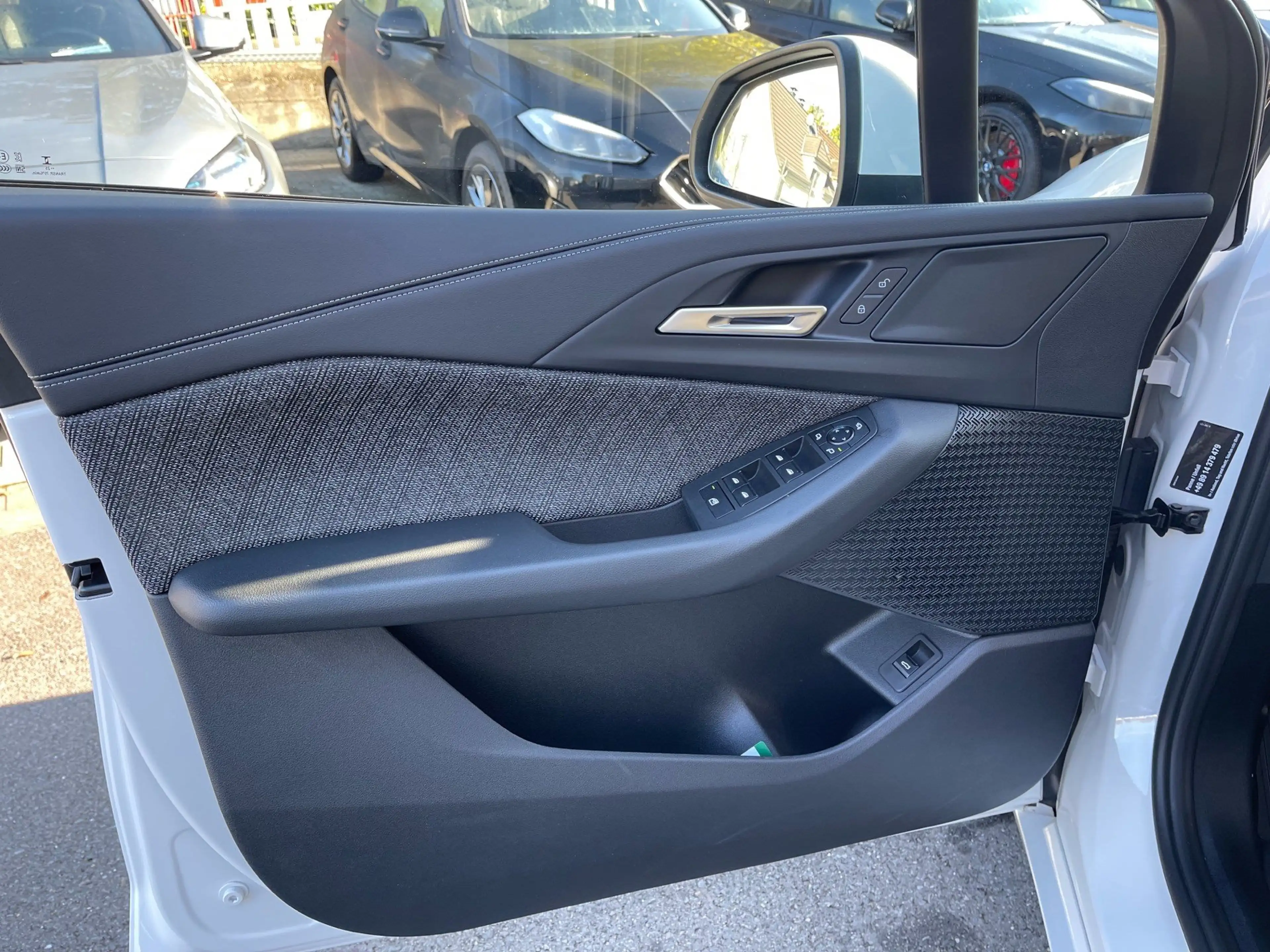 BMW 220 i Active Tourer || AHK adapt.LED Head-Up — photo 4