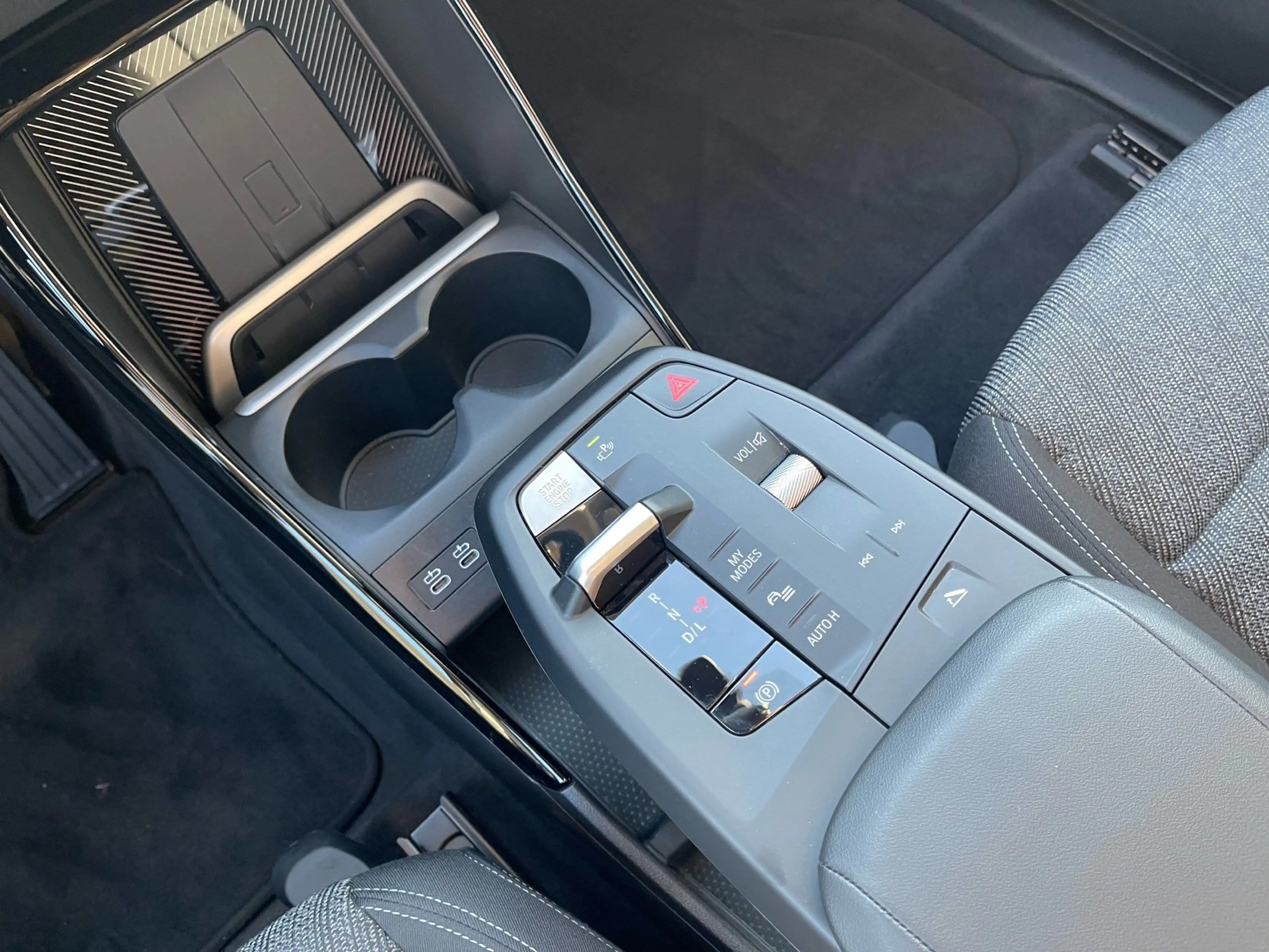 BMW 220 i Active Tourer || AHK adapt.LED Head-Up — photo 10