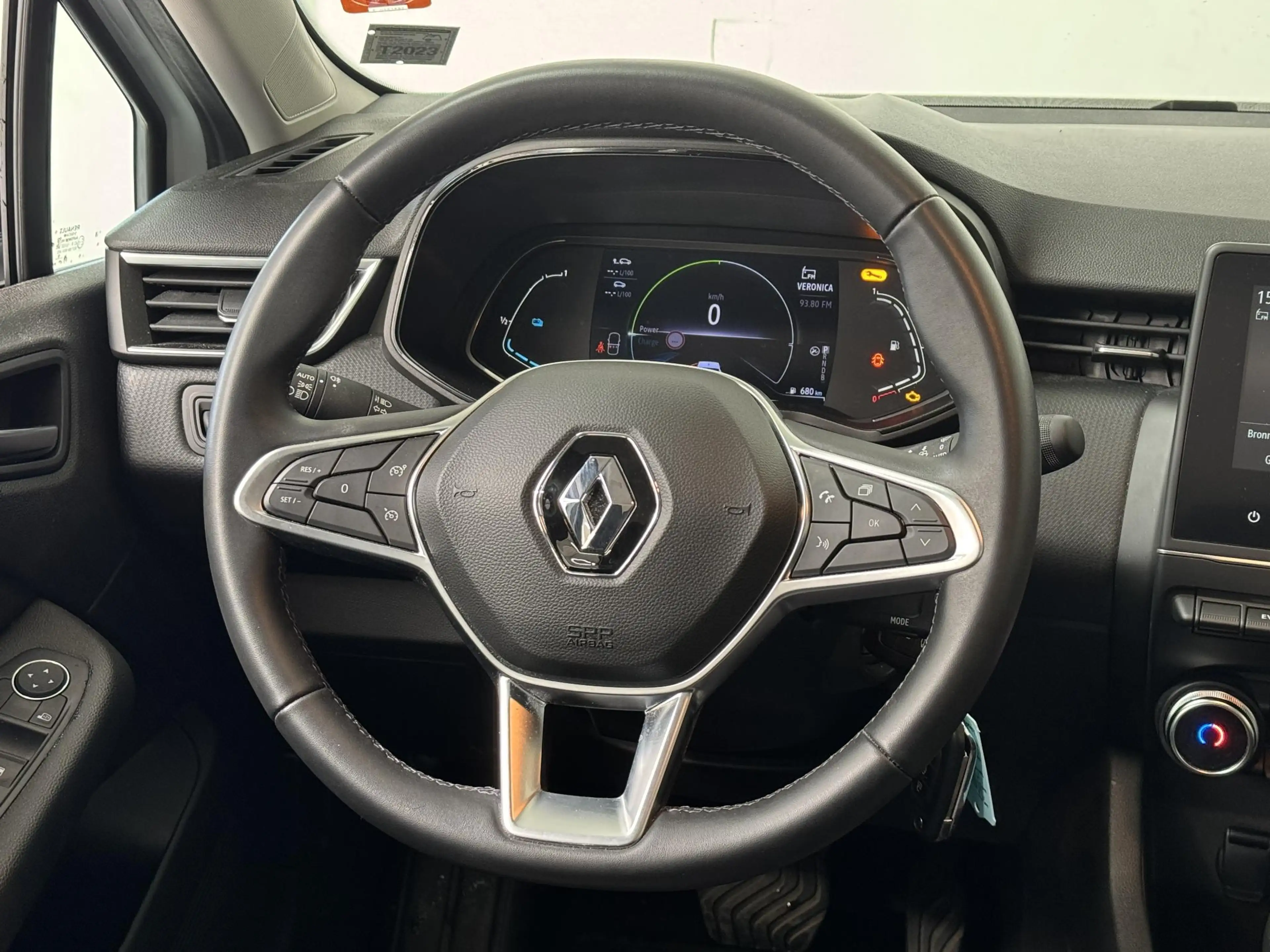 Renault Clio 1.6 E-Tech Hybrid 145 Equilibre | Apple CarPlay / — photo 16