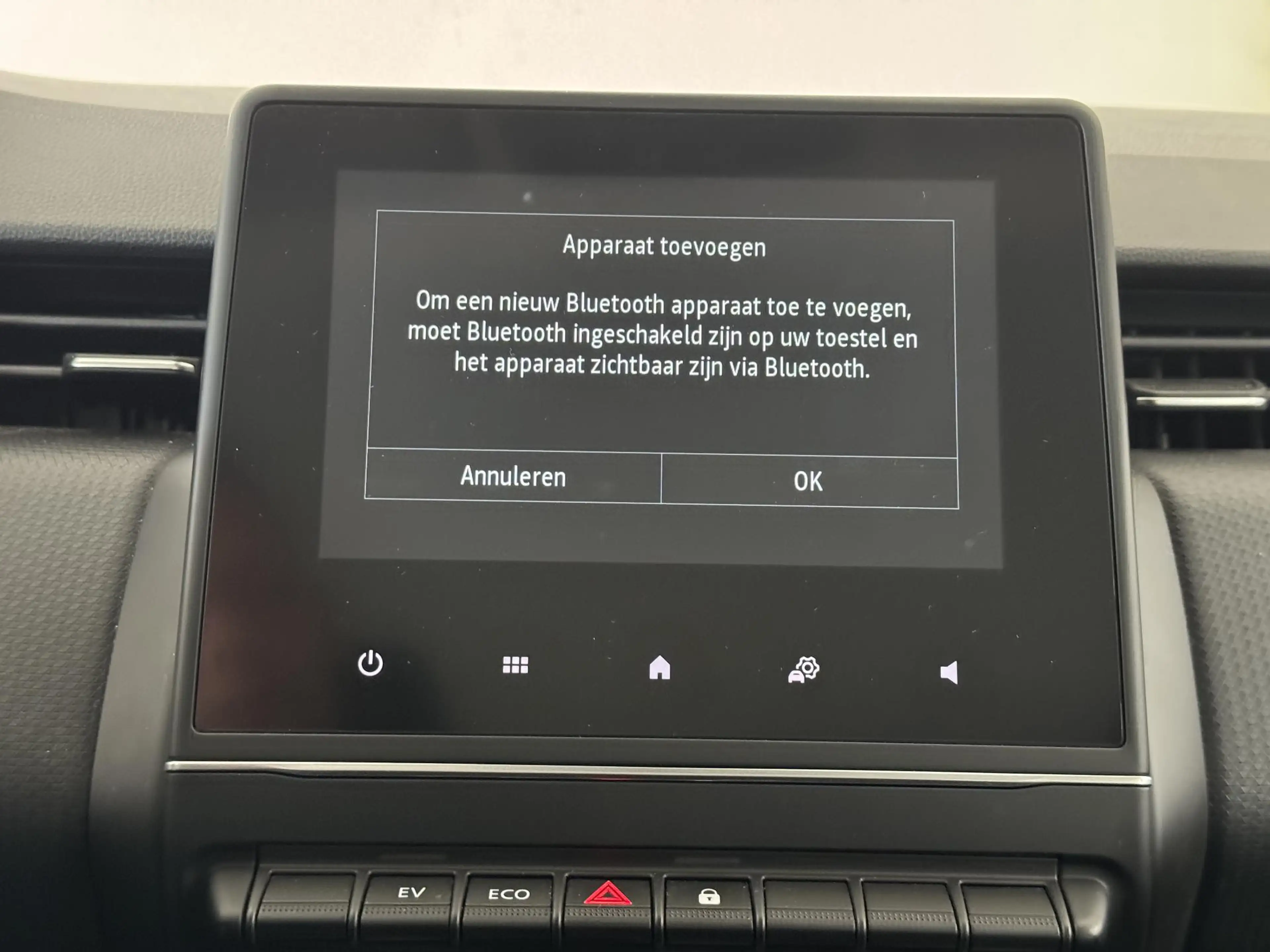 Renault Clio 1.6 E-Tech Hybrid 145 Equilibre | Apple CarPlay / — photo 28