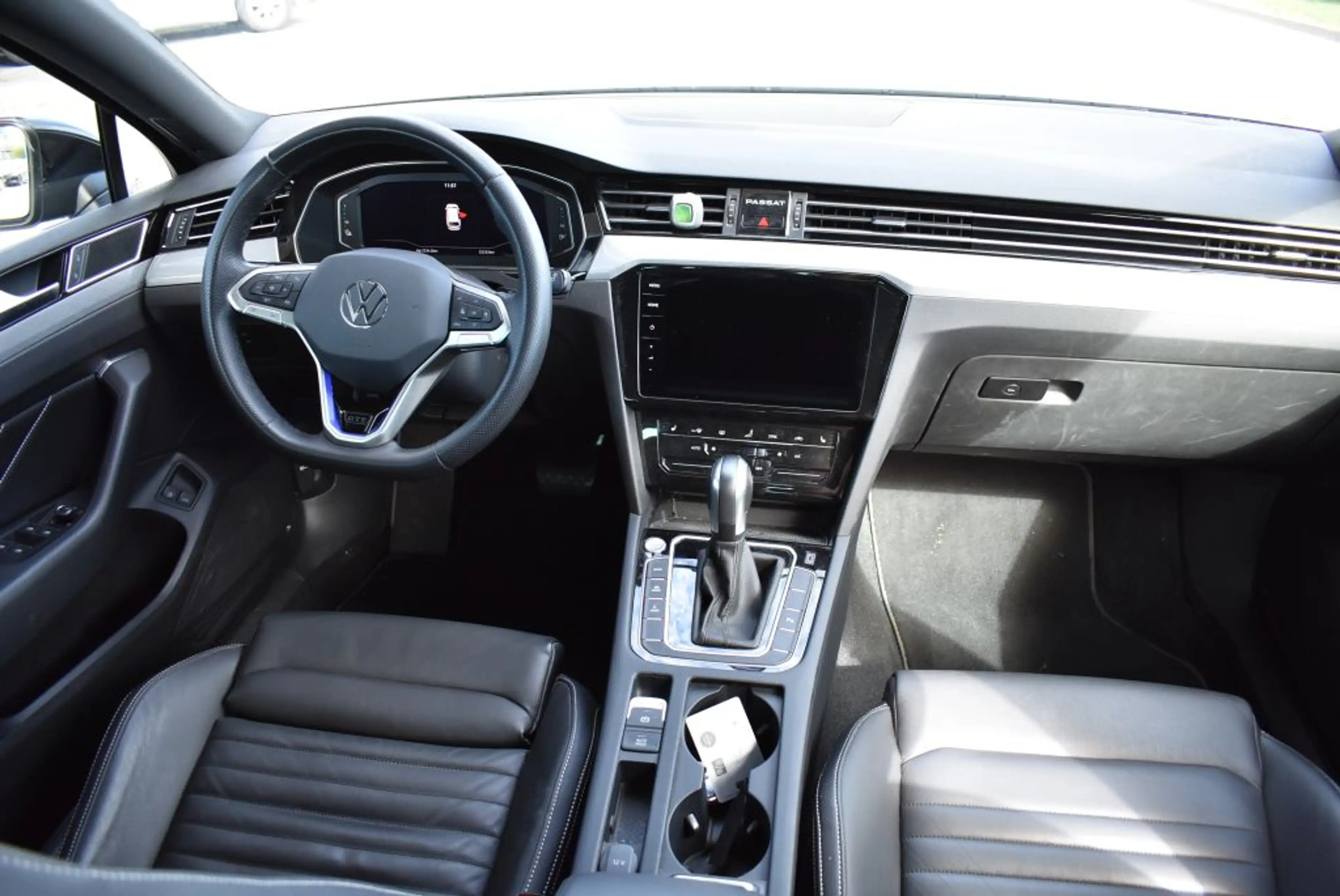 Volkswagen Passat Variant GTE 1.4 TSI Plug-In-Hybrid DSG LED Leder Navi — photo 6