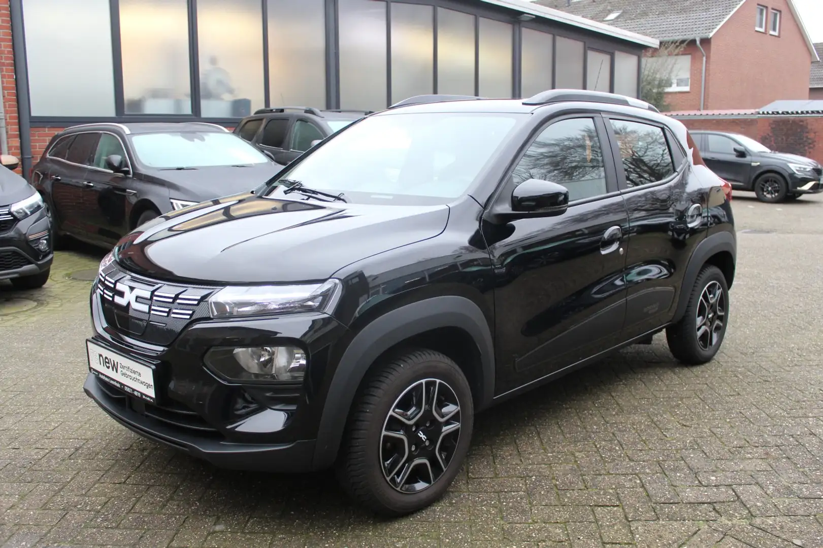 Dacia Spring Electric Essential 45 CCS-Ladeanschluss Schwarz - 1