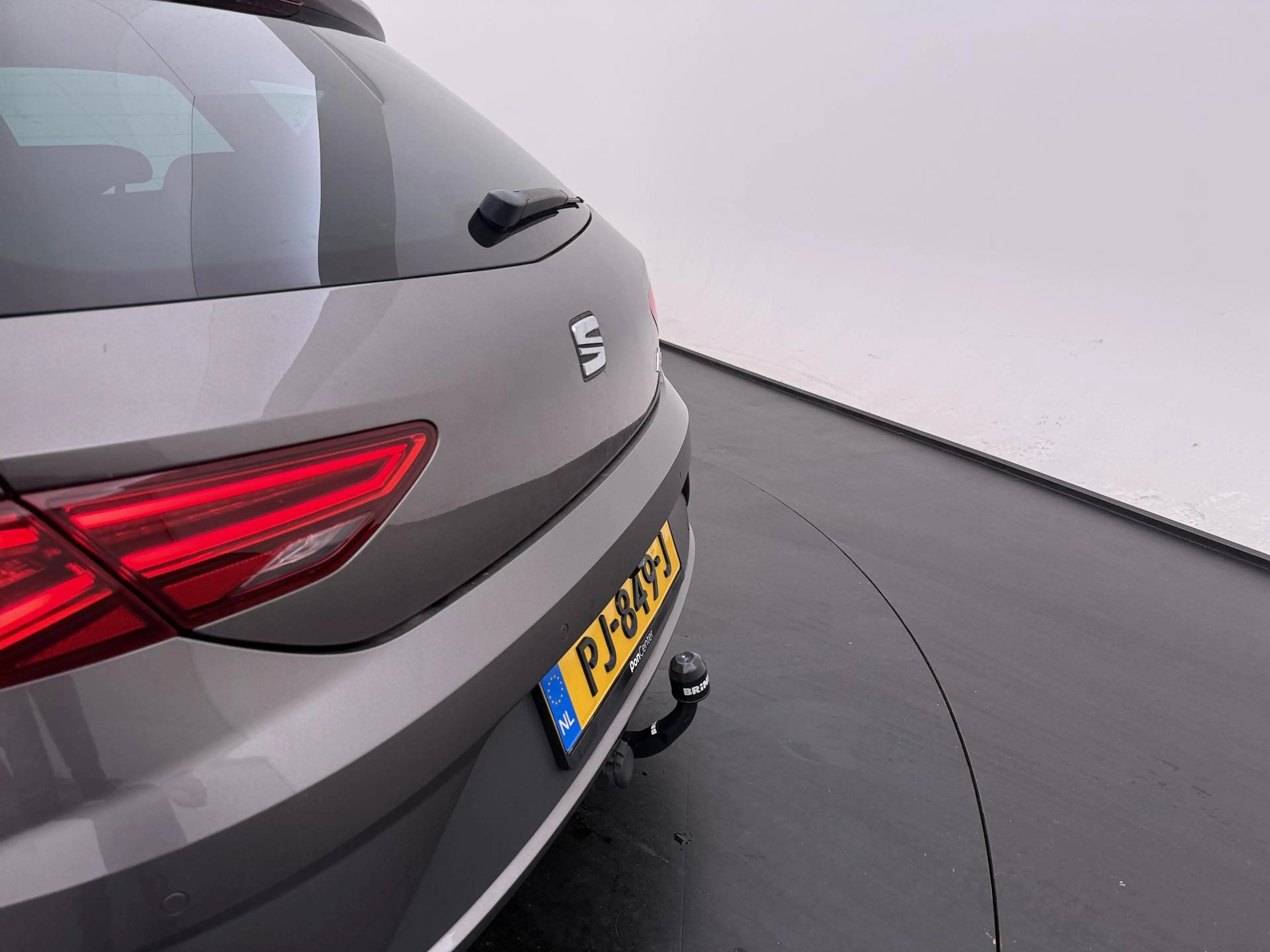 SEAT Leon 1.4 EcoTSI FR | Trekhaak | Navigatie | Camera | Cl — photo 8