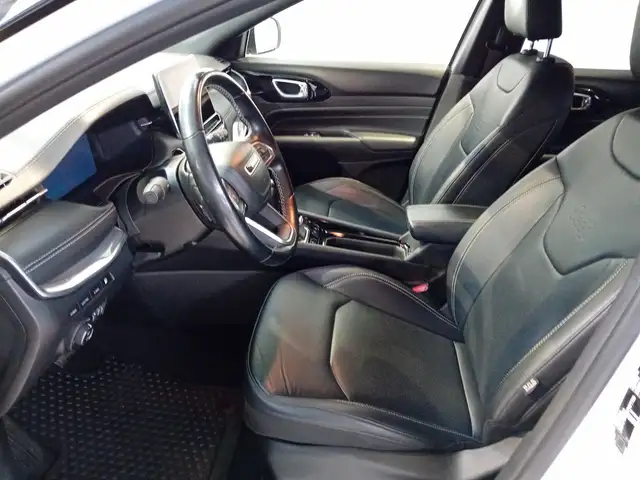 Jeep Compass view 9