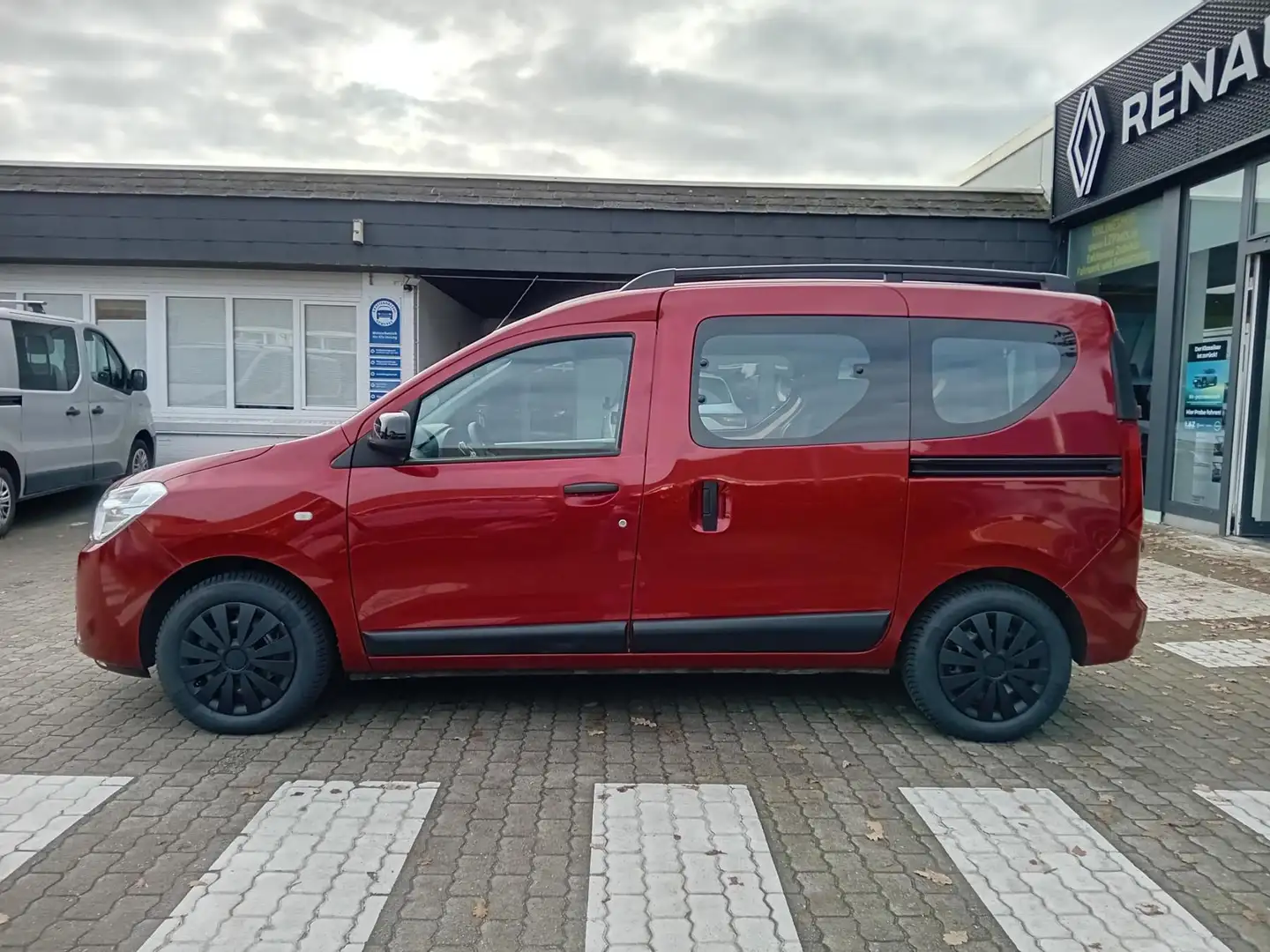 Dacia Dokker Comfort Blue dCi 95 Klima,SHZ,PDC,GJR Rot - 2
