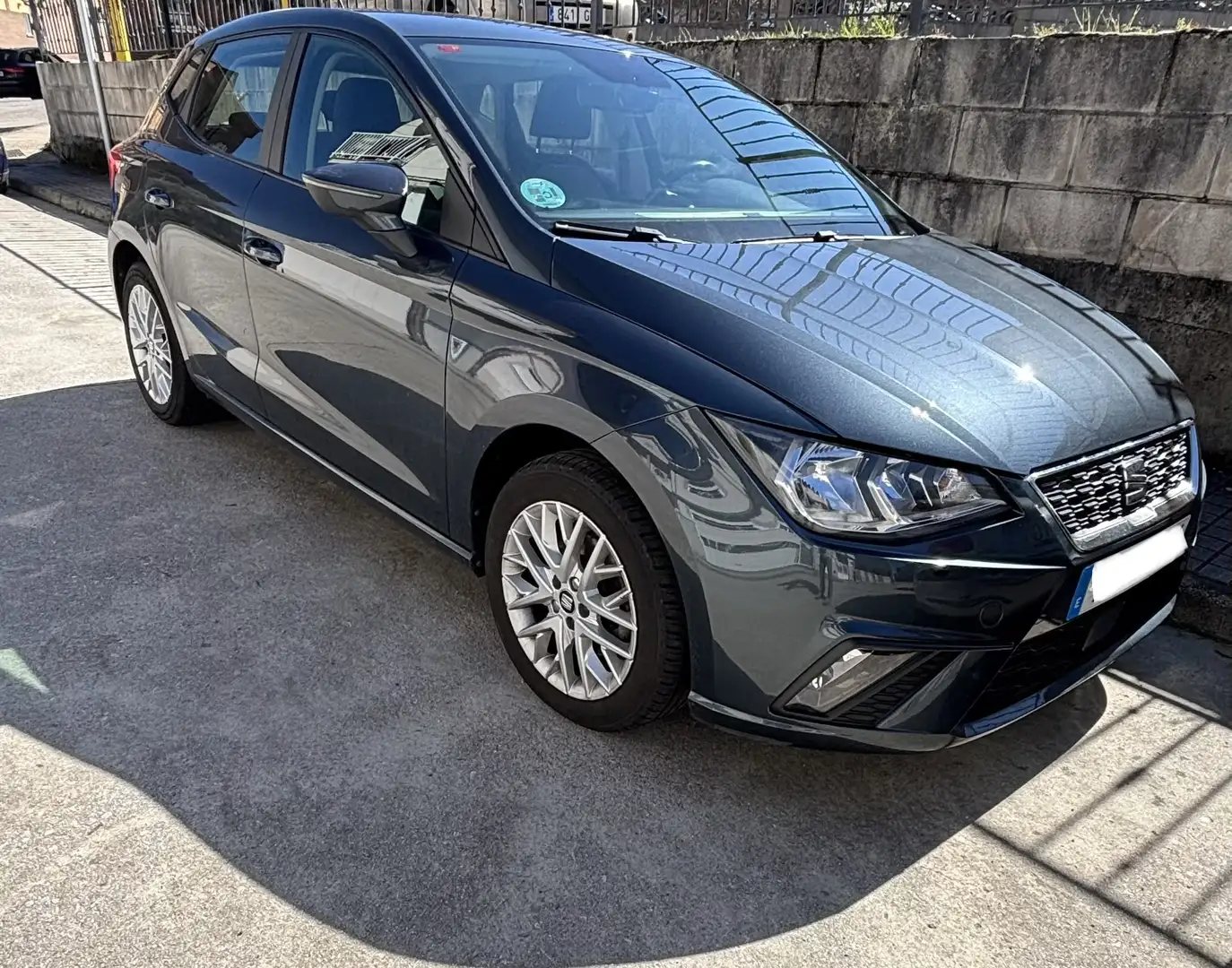 SEAT Ibiza 1.6TDI STYLE PLUS 95cv Gris - 1