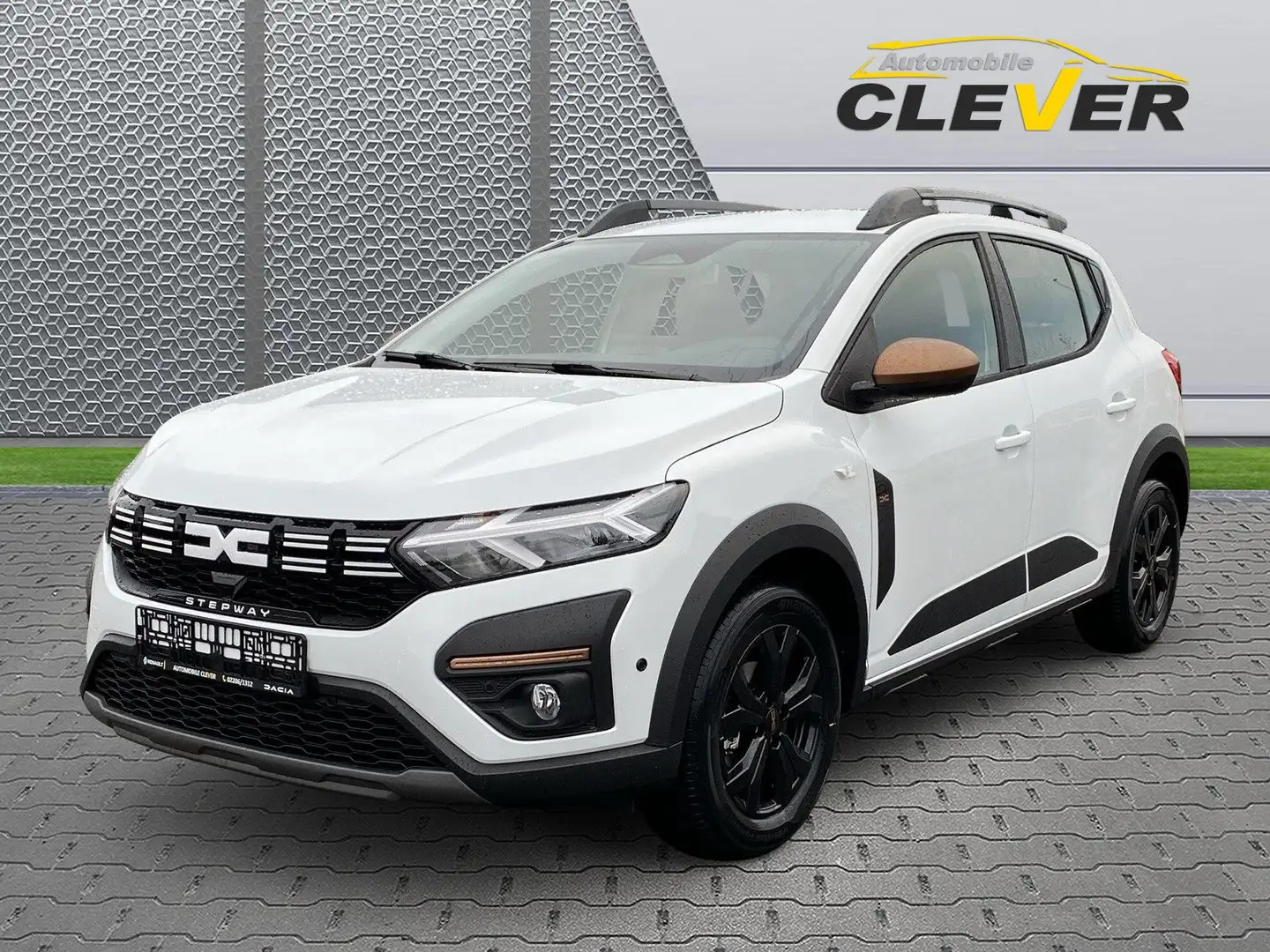Dacia Sandero Stepway Extreme TCe 90 CVT   Navi Kamera Weiß - 1