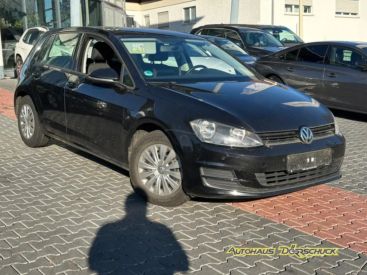 Volkswagen Golf VII 1.2 DSG PDC. Winterpaket. XDS. Touch. Zwart - 2