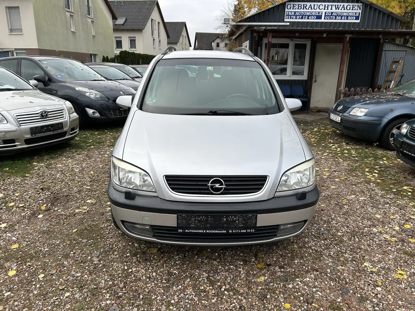 Opel Zafira Basis Silber - 2