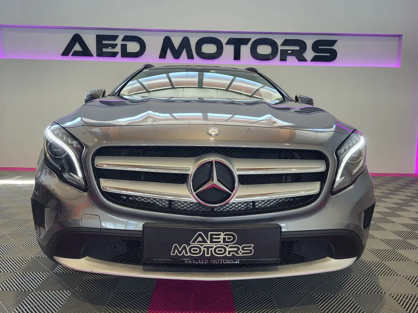Mercedes-Benz GLA 200 GLA 200**38.000km*Erstbesitz*Pickerl NEU* Grau - 2