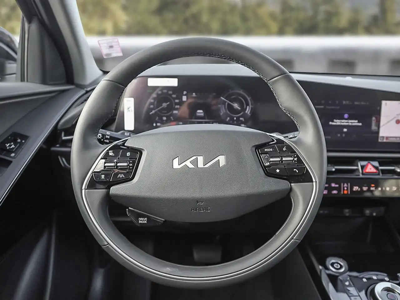 Kia Niro снимка Kia Niro