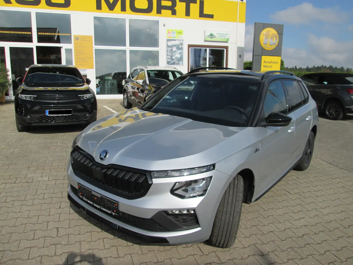Skoda Kamiq Monte Carlo 1.0 TSI Silber - 1