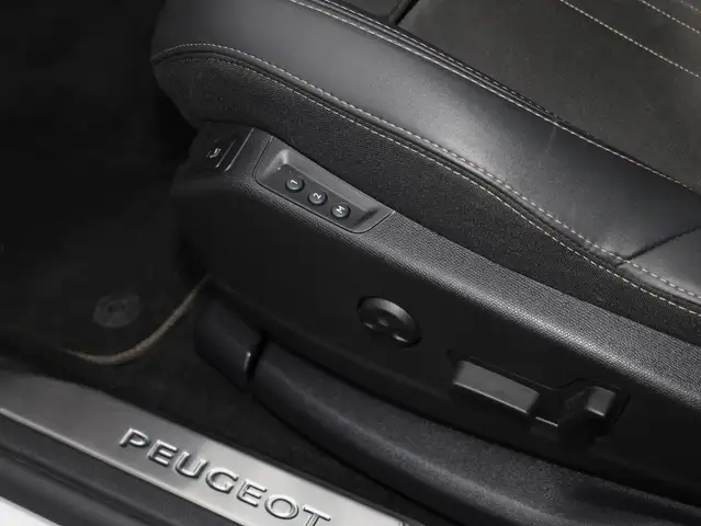 Peugeot 5008 view 15