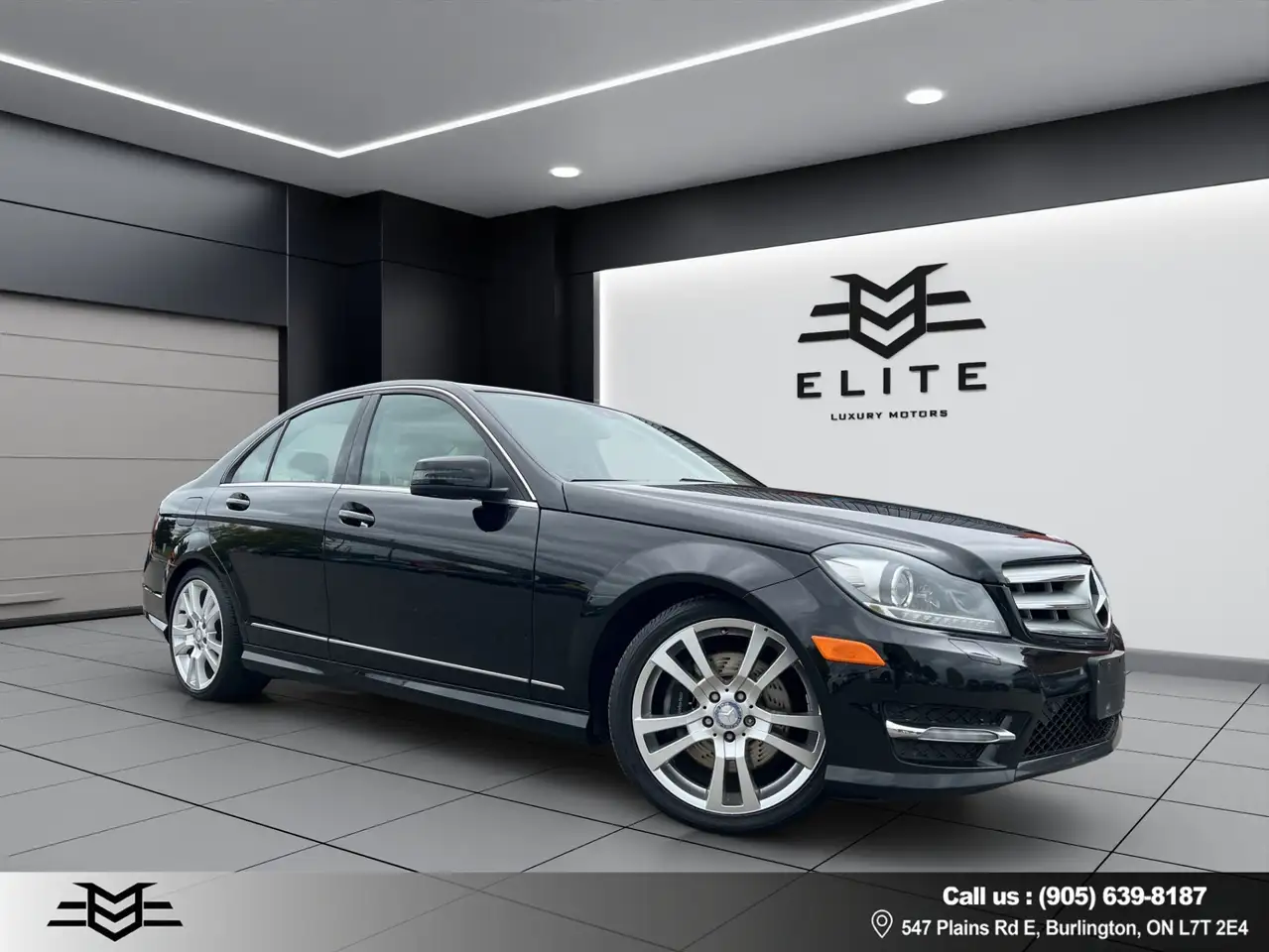 Mercedes-Benz C-Class снимка Mercedes-Benz C-Class