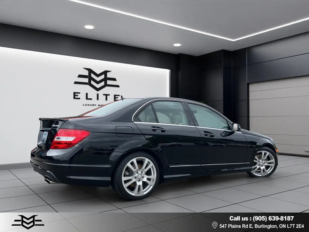 Mercedes-Benz C-Class снимка Mercedes-Benz C-Class