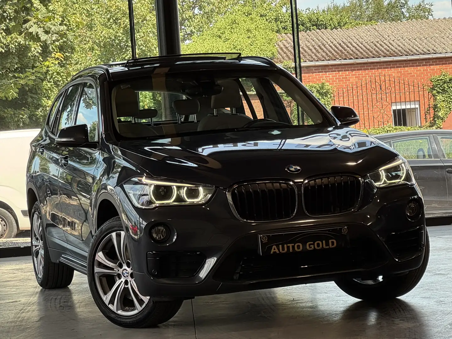 BMW X1 2.0iAS/BOITE AUTO/FULLOPTIONS/1PROP CARNET Gris - 2