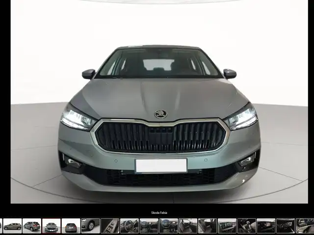 Skoda Fabia view 2