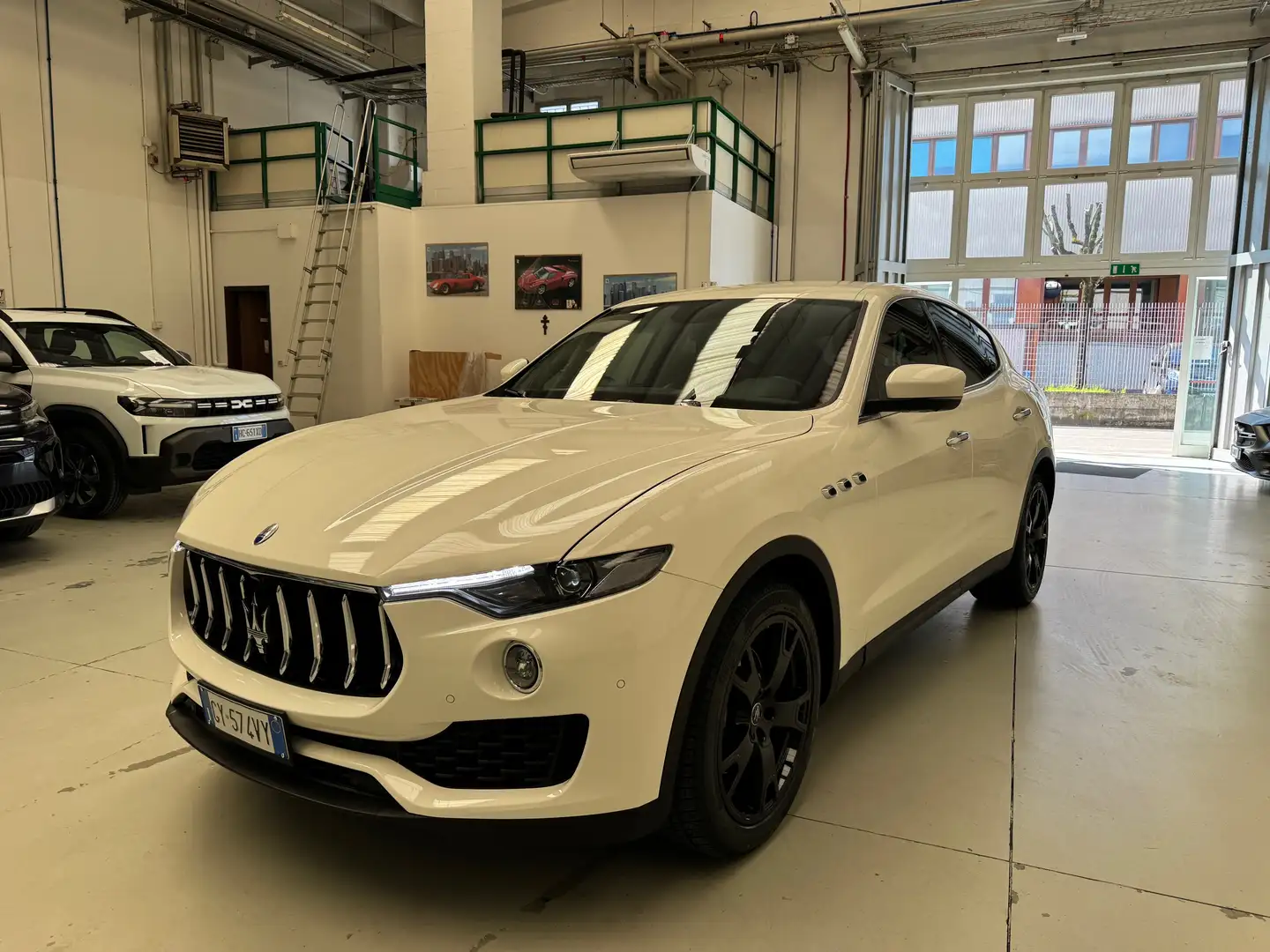Maserati Levante 3.0 V6 Q4 350CV AUT.  " SUPER PREZZO " Blanco - 1