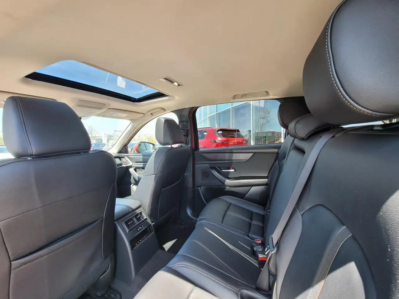 Mazda CX-90 MHEV снимка Mazda CX-90 MHEV
