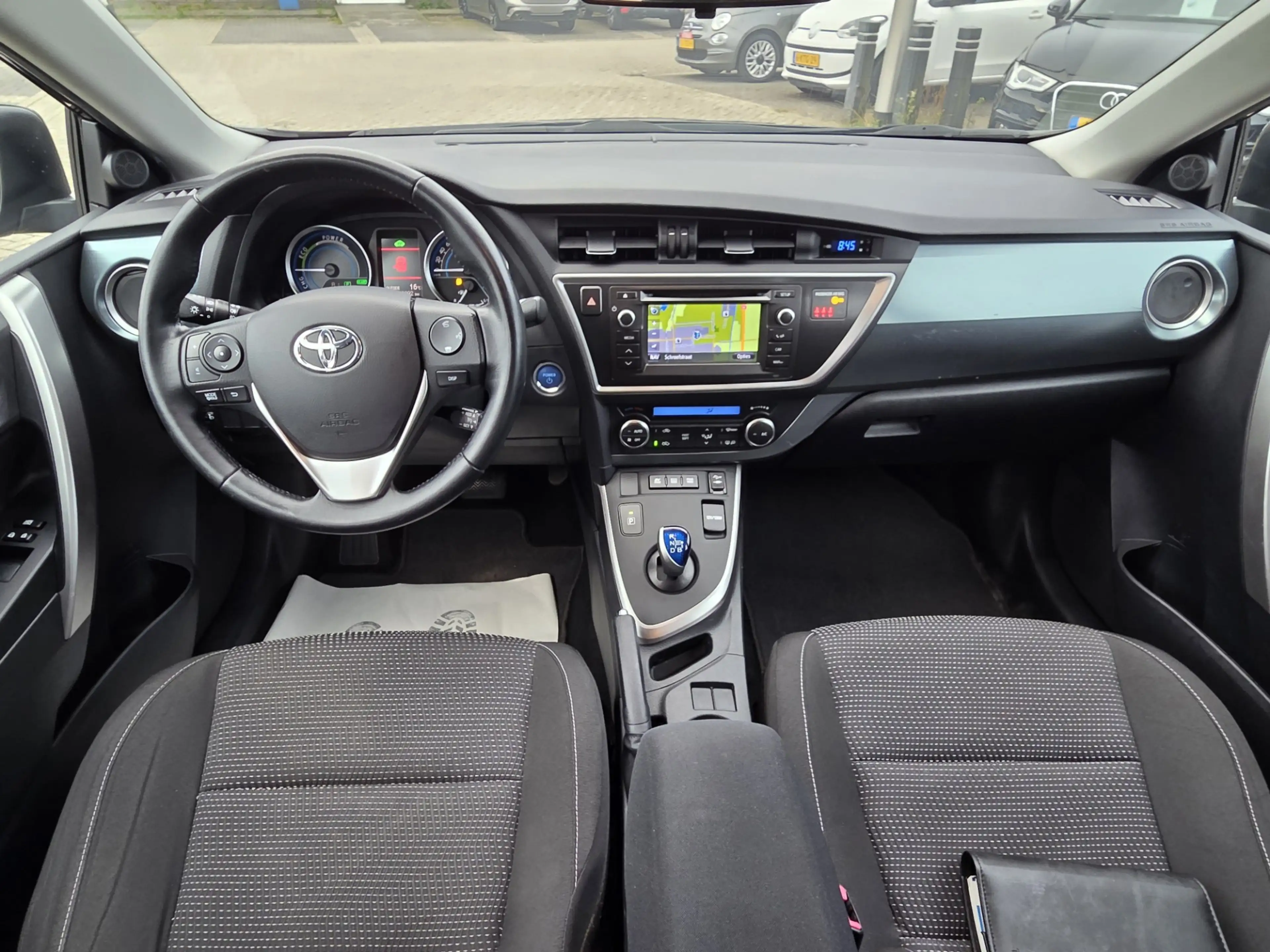 Toyota Auris 1.8 Hybrid Aspiration/CAMERA/CRUIS CONTROL — photo 2