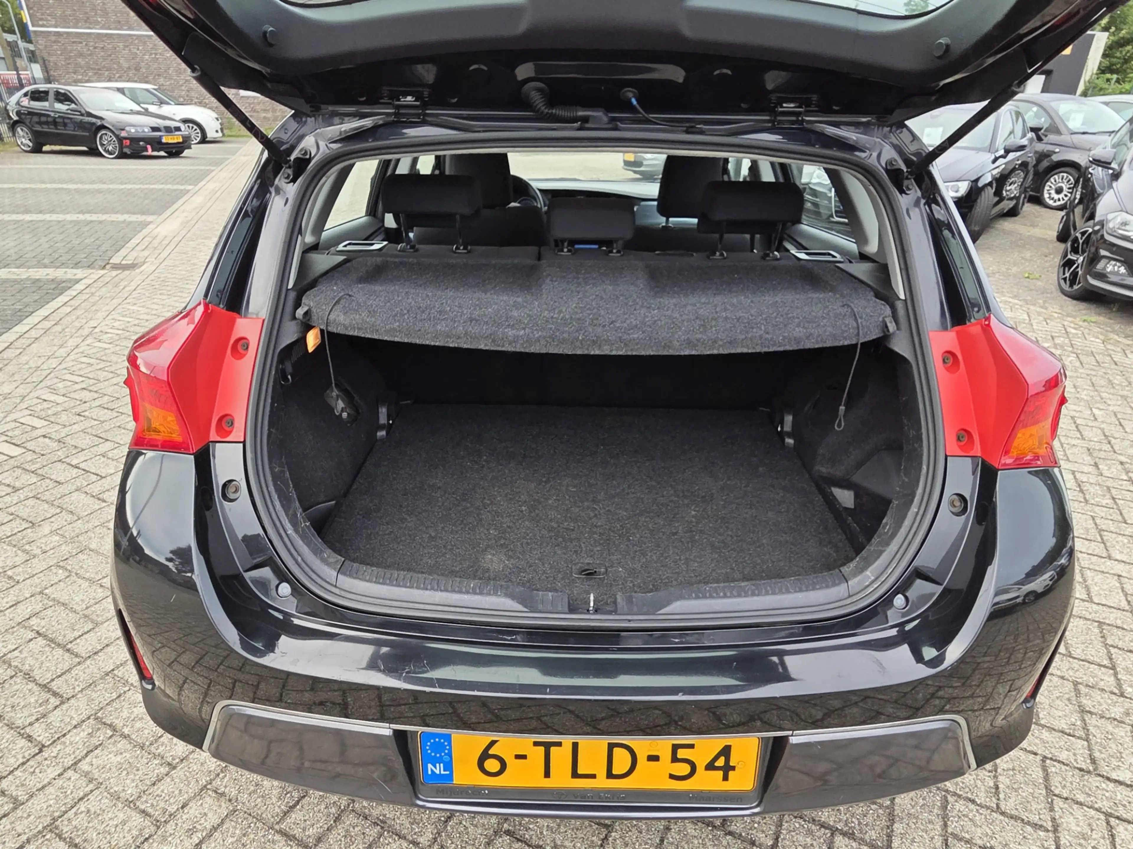 Toyota Auris 1.8 Hybrid Aspiration/CAMERA/CRUIS CONTROL — photo 15