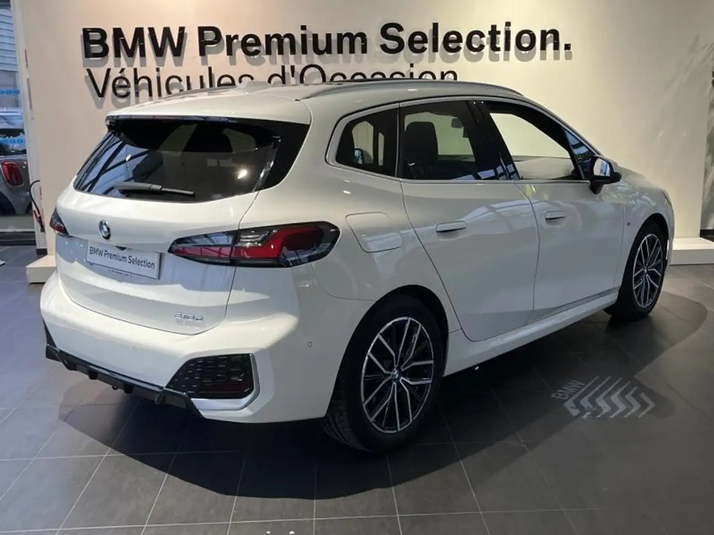 BMW 218 218d 150ch M Sport DKG7 Blanc - 2