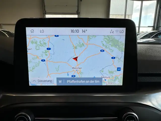 Ford Focus view 14