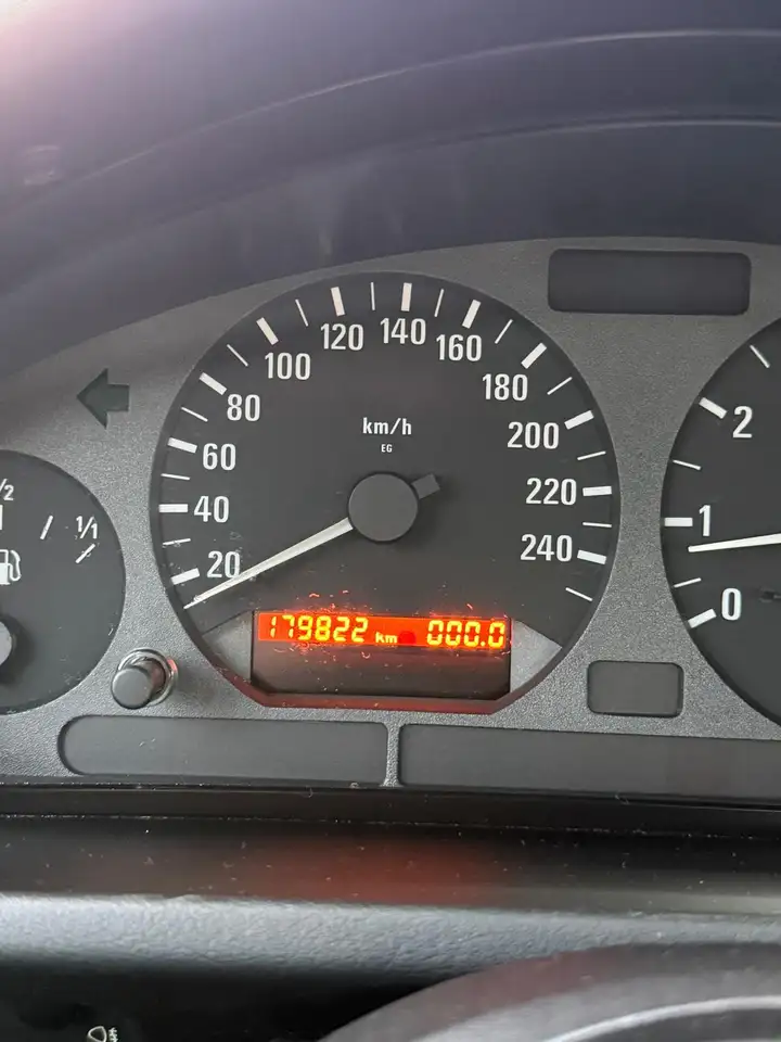 BMW Z3 1.8, foto 9