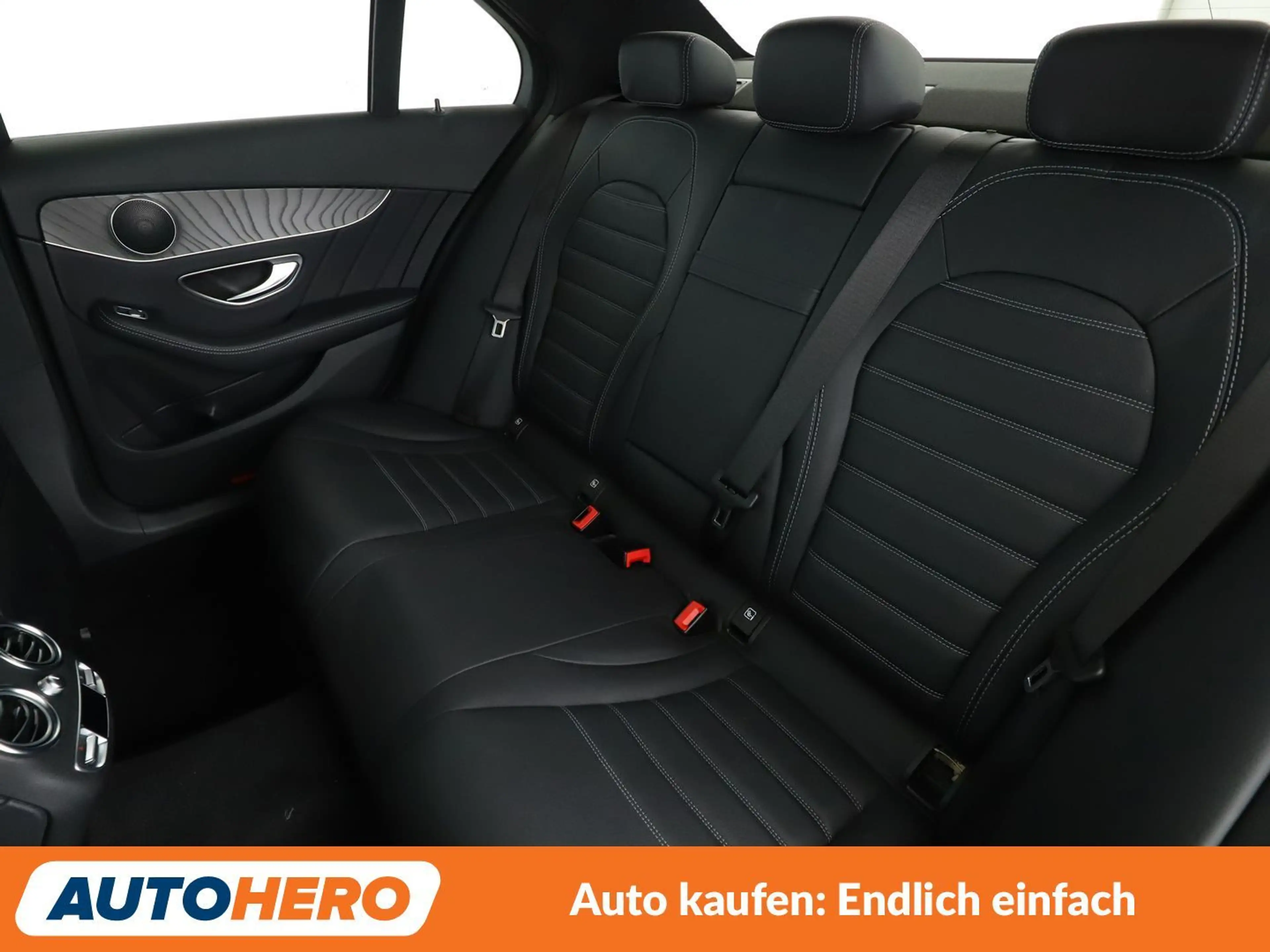 Mercedes-Benz C 400 4Matic AMG Line Aut.*NAVI*CAM*LED*PDC*SHZ*TEMPO* — photo 14