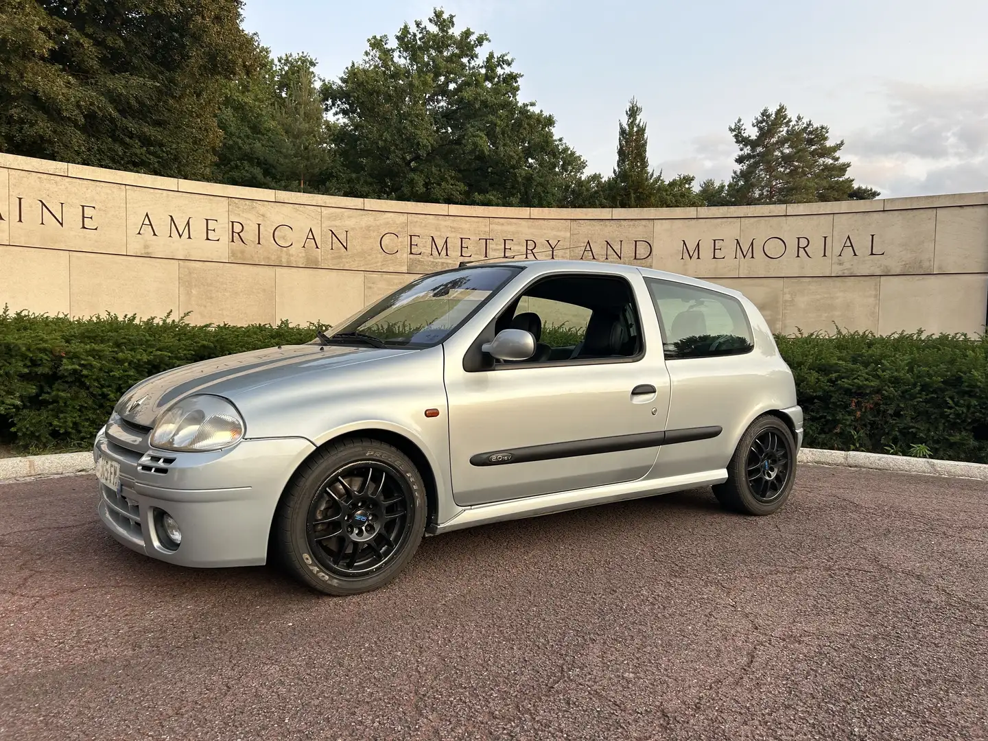 Renault Clio RS 2.0i 16V Sport - 2