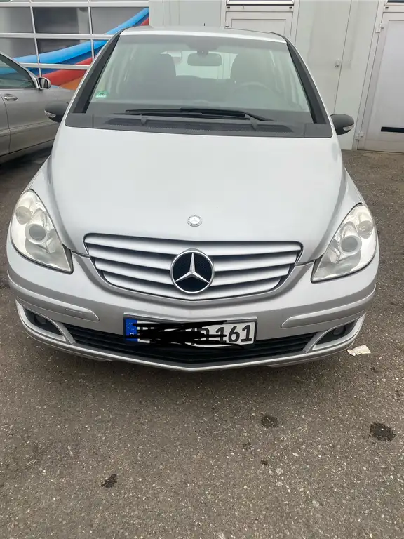 Mercedes-Benz B 170 2008 из Европы — купить под ключ