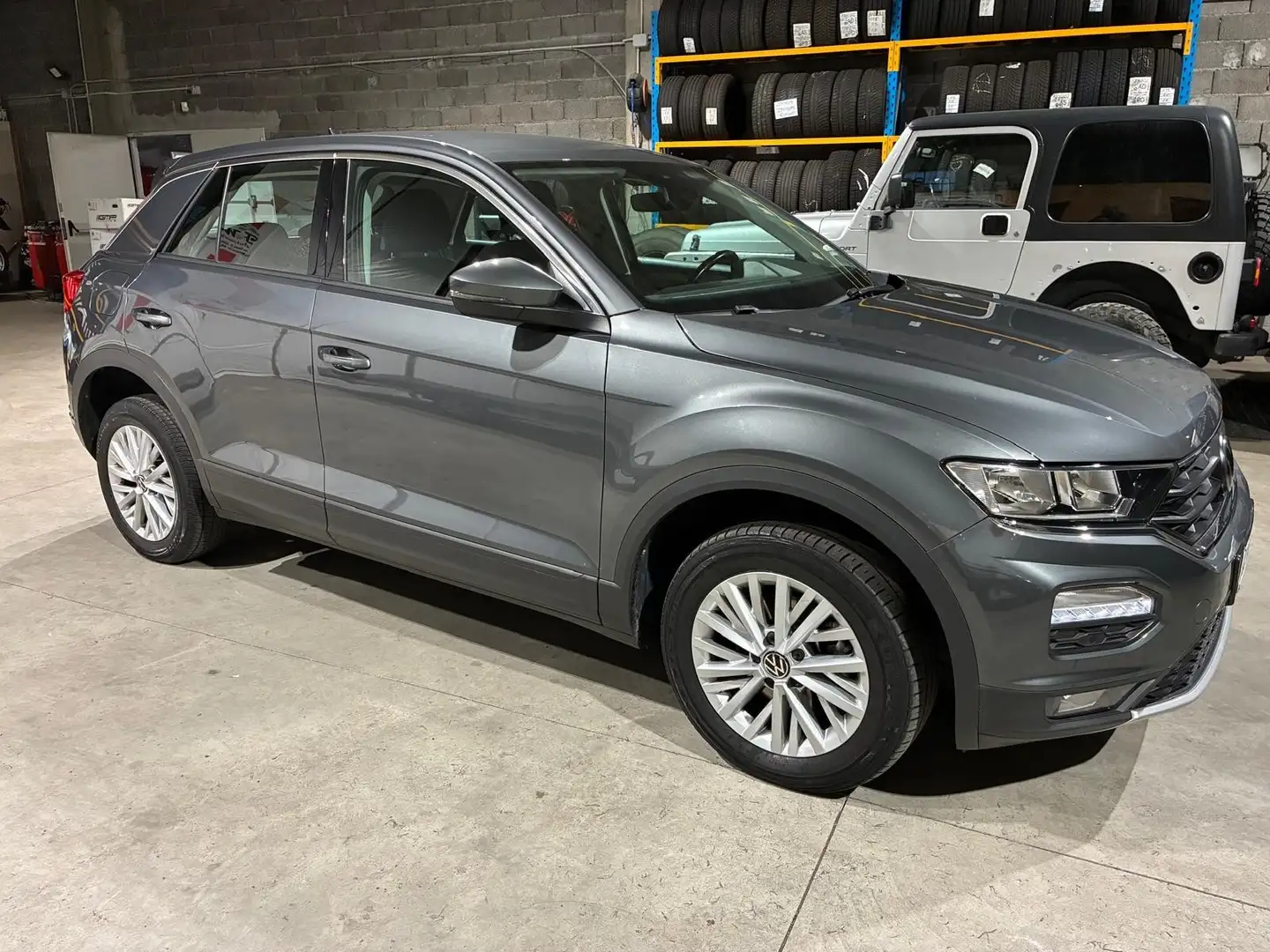 Volkswagen T-Roc 1.5 tsi Act Business Dsg - 2