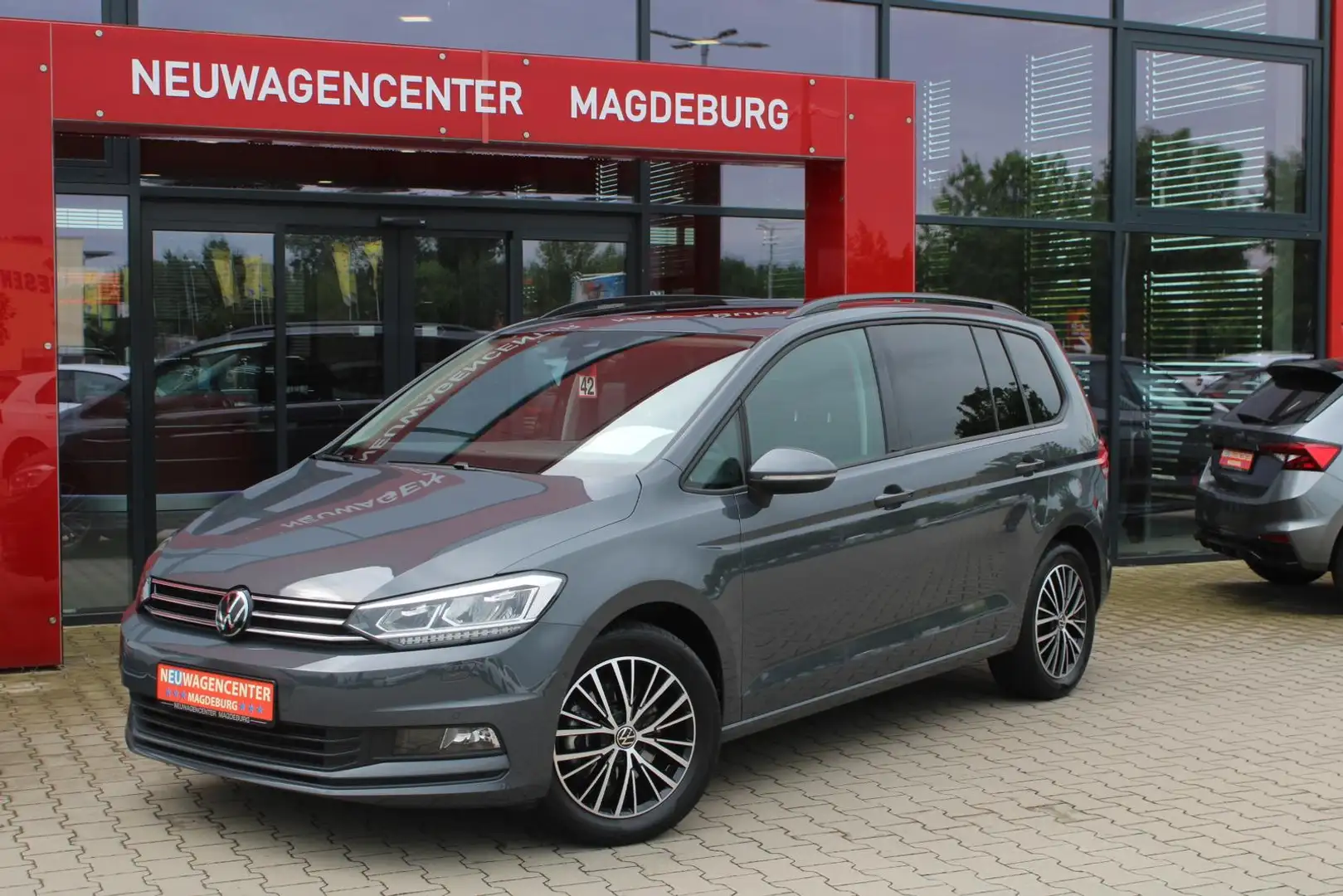 Volkswagen Touran 2.0 TDI Comfortline*7-SITZER*ST.HZG*PANO*AHK*FS.HZ Gris - 1