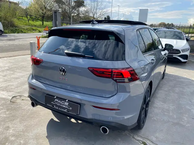 Volkswagen Golf view 14