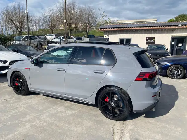 Volkswagen Golf view 9