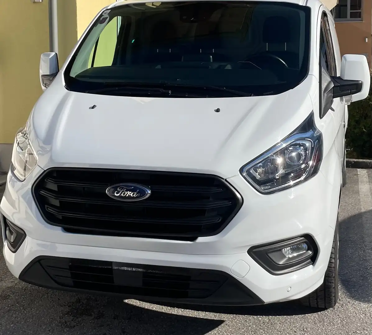 Ford Transit Custom Transit Custom Variobus 2,0 TDCI L2H1 320 Trend Trend Weiß - 1