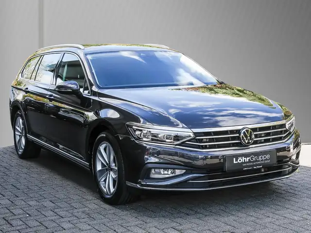 Volkswagen Passat view 5