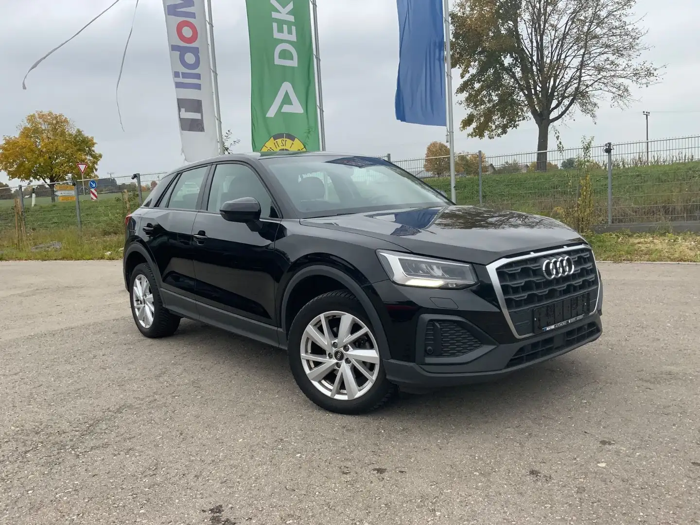 Audi Q2 35 TFSI/ LED/ AHK/ Kamera Schwarz - 1