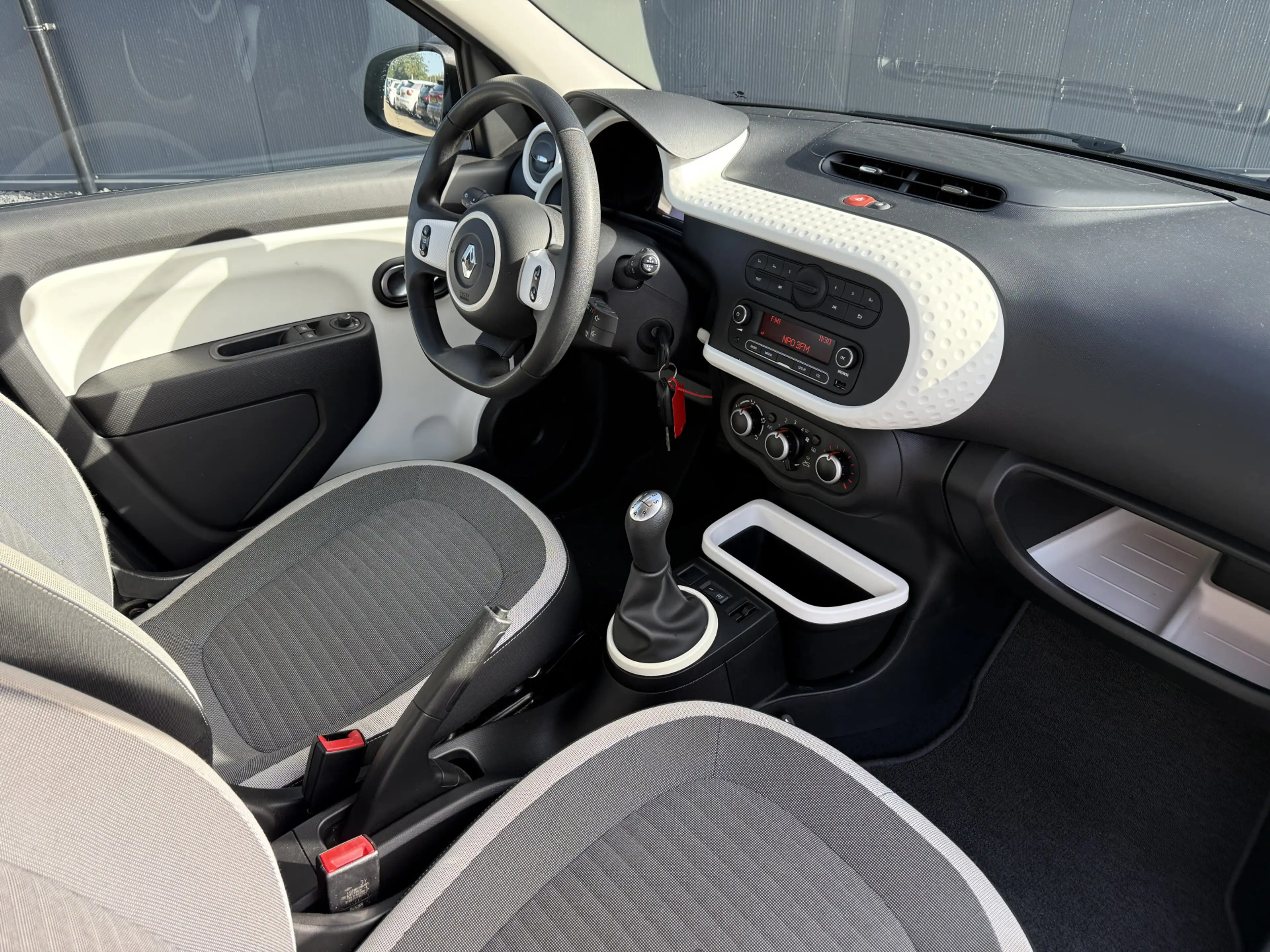 Renault Twingo 1.0 SCe Collection AIRCO NL AUTO ELEC PAKKET — photo 9