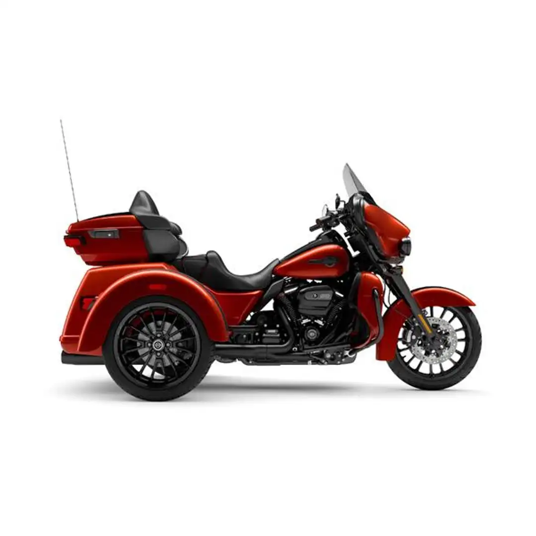Harley-Davidson Tri Glide FLHTCUTG ULTRA Black - 1