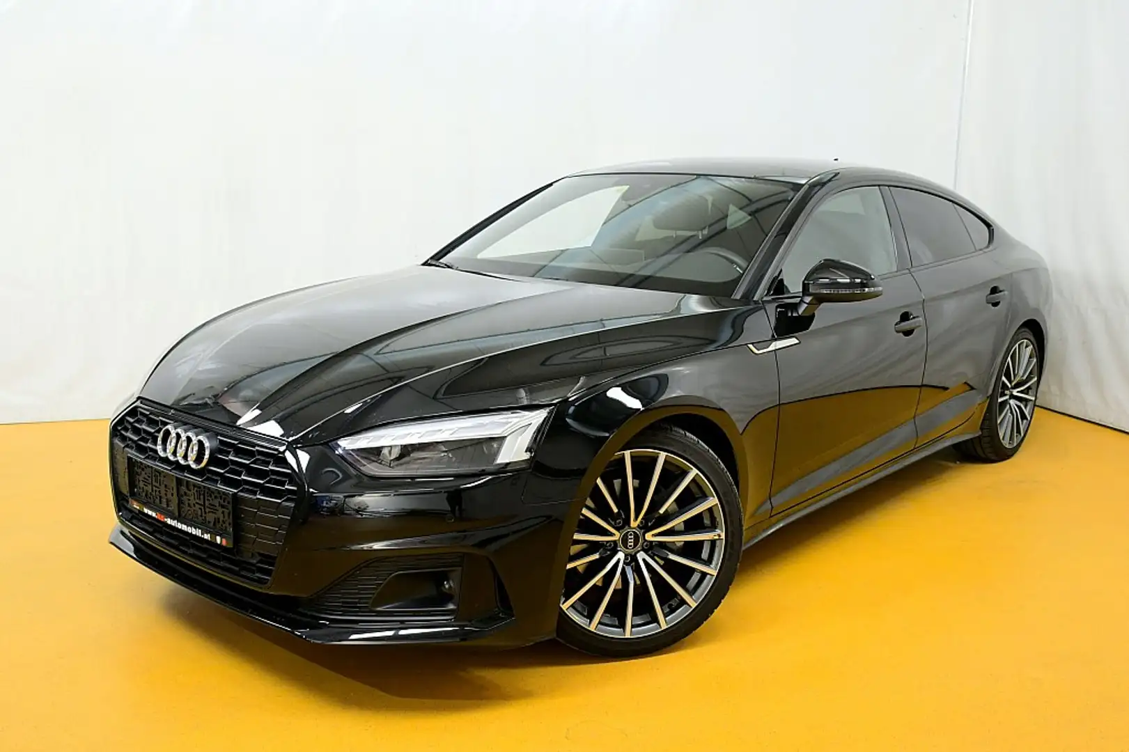 Audi A5 SB 40 TDI advanced S-tronic Black - 1